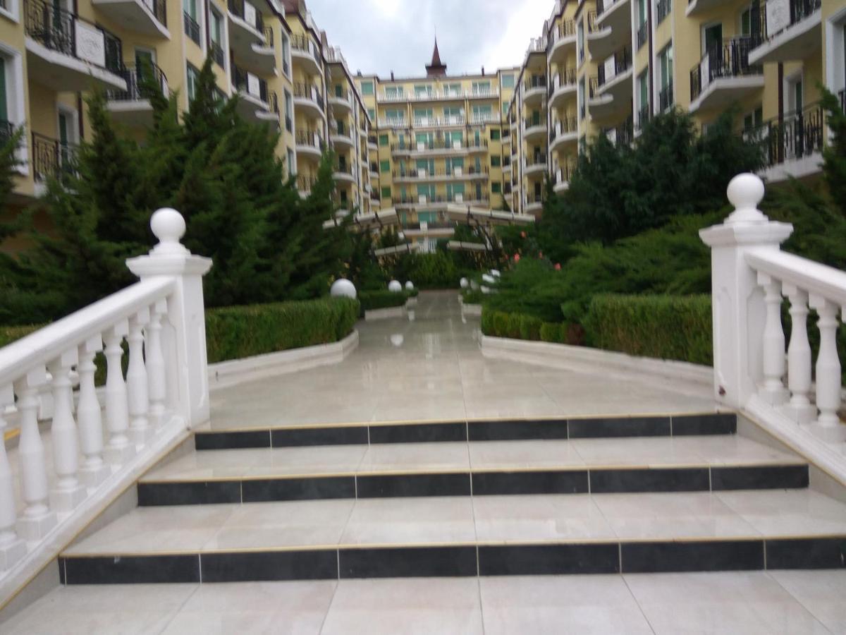 Апартаменты Талиана Бич курорта Елените Экстерьер фото